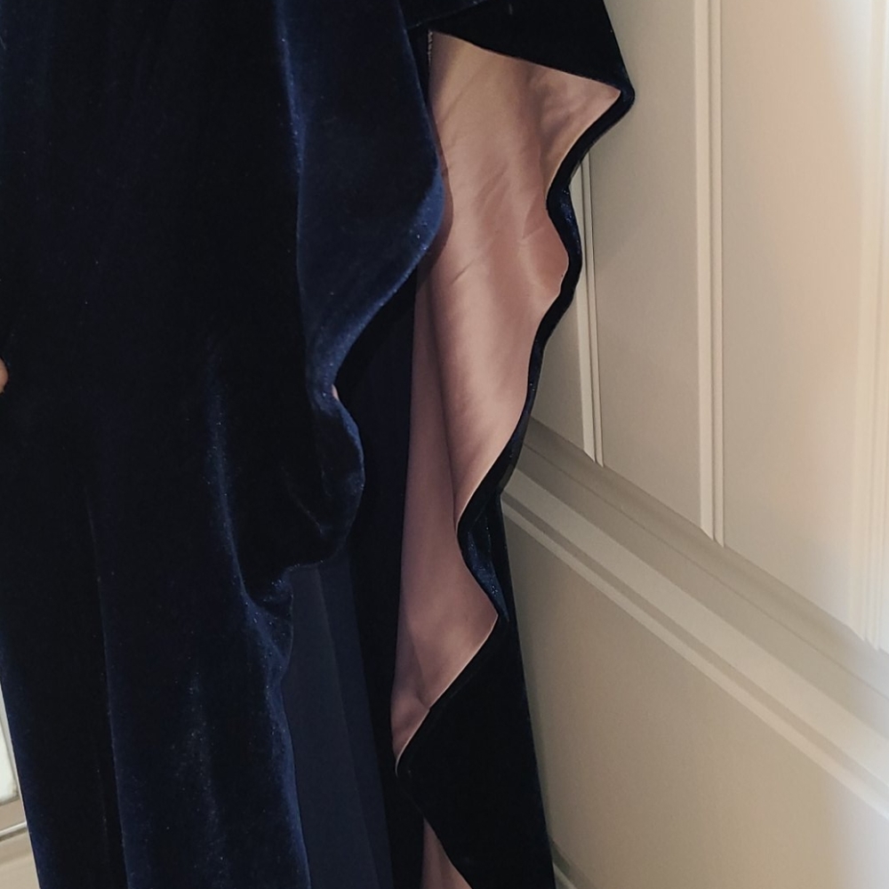 Windsor Formal dress - Picture 8 of 9